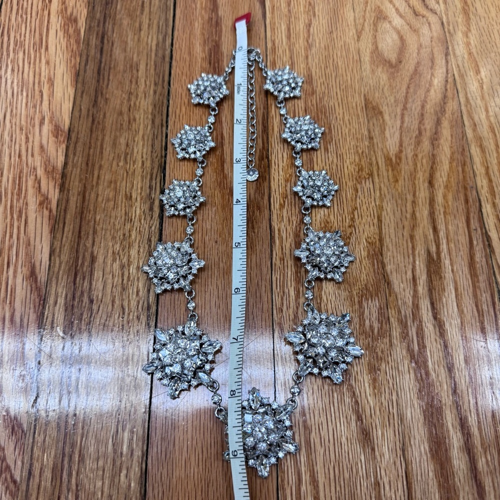 Talbots Silver Rhinestone Chunky Sparkle Snowflake Statement Necklace - Picture 5 of 7